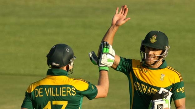 Faf Du Plessis and Ab De Villiers celebrate in style 