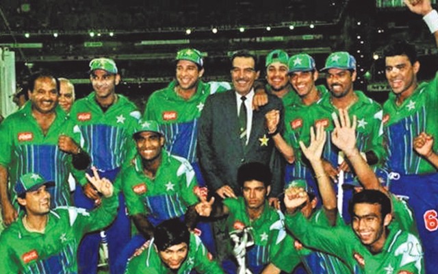 Pakistan Whole team MoM - Pakistan vs England 3rd ODI trent bridge