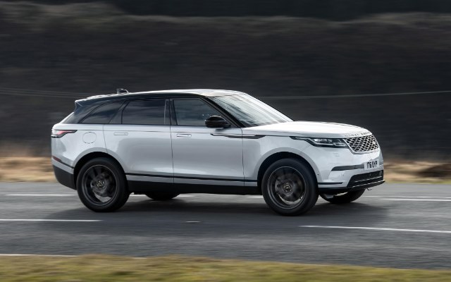 Hardik Pandya – Land Rover Range Rover