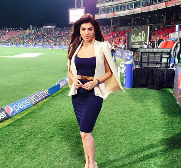 IPL Anchor Archana Vijaya