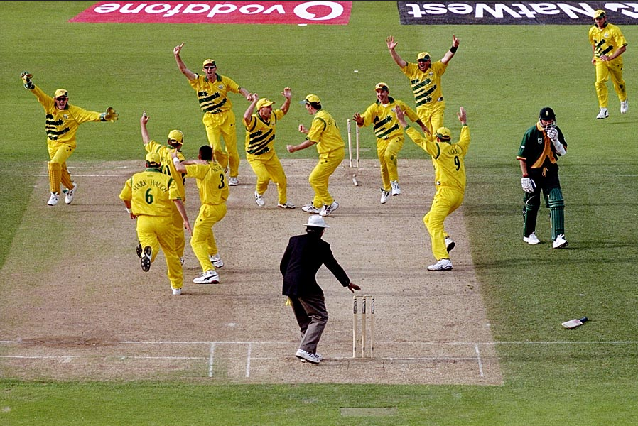 South Africa played Australia in the 1999 World Cup semi-final. Australia batted first making 213 with Michael Bevan’s 65 being the top score. (Photo Source: Getty Images) 