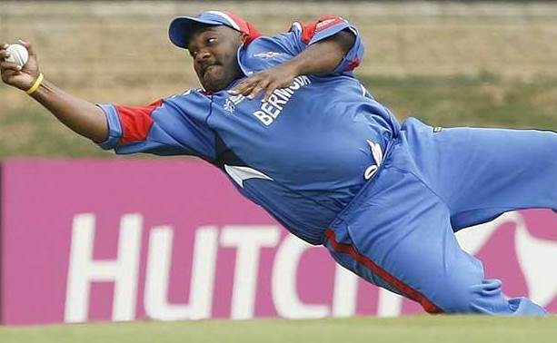 Dwayne Leverock is known in the world of cricket for being the heaviest player to have ever taken the field. (Photo Source: Getty Images)