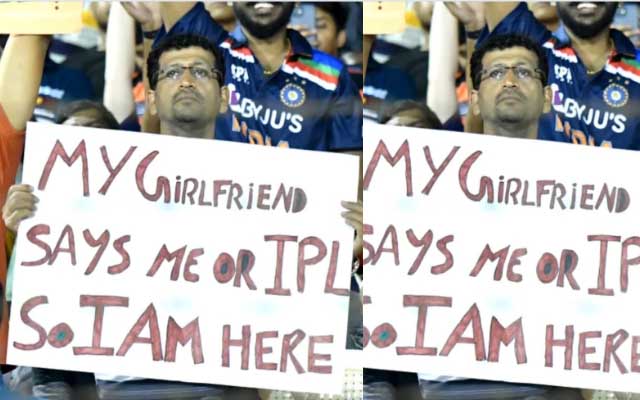 IPL fan's Placard