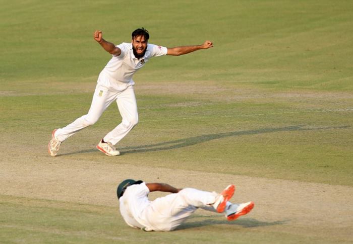 Imran Tahir celebrates