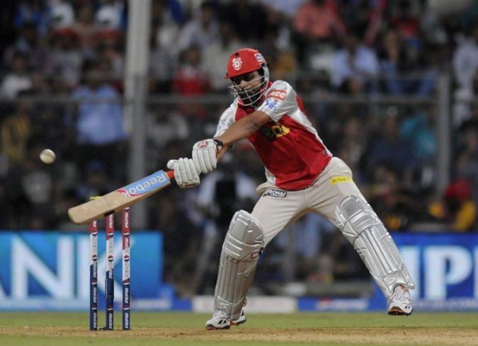Praveen Kumar Six in IPL