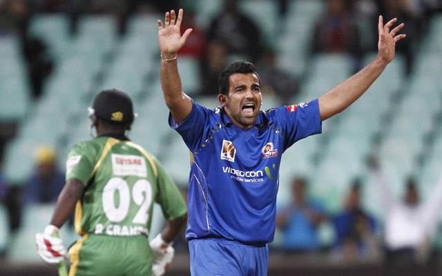 Delhi Daredevils captain Zaheer Khan celebrates wicket of Ajinkya Rahane.