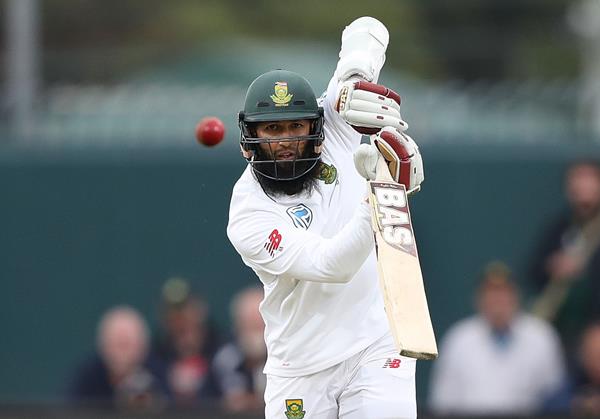 HOBART, AUSTRALIA - NOVEMBER 12: Hashim Amla of South Africa bats during day one of the Second Test match between Australia and South Africa at Blundstone Arena on November 12, 2016 in Hobart, Australia. (Photo by Robert Cianflone/Getty Images)
