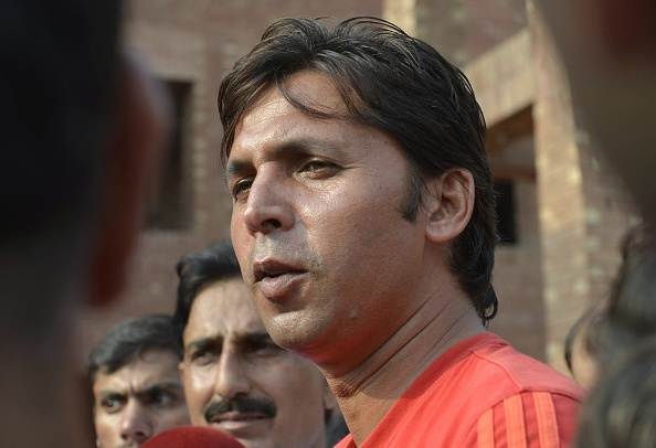 Mohammad Asif abuses Ihsanullah in controversial conversation