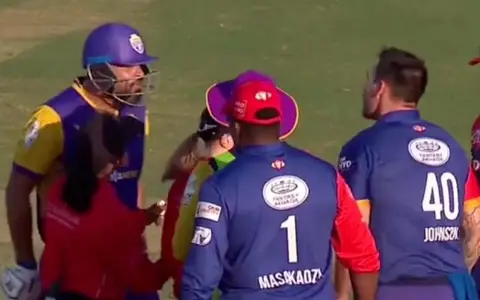 Yusuf Pathan and Mitchell Johnson's argument