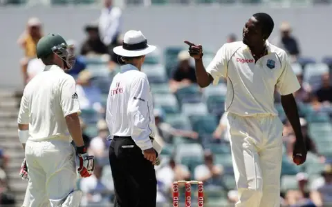 Sulieman Benn and Brad Haddin