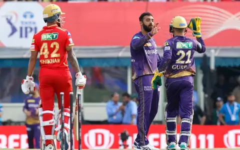 Shikhar Dhawan, Varun Chakaravarthy and Rahmanullah Gurbaz