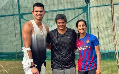 Jemimah Rodrigues and Arjun Tendulkar