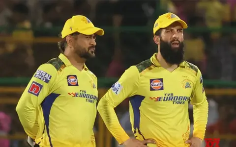 MS Dhoni and Moeen Ali