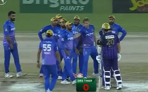 Iftikar Ahmed and Jason Roy