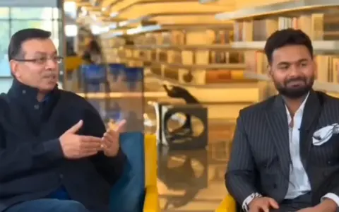 Sanjiv Goenka and Rishabh Pant