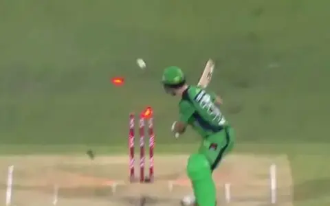 SHOCKING Leave by Glenn Maxwell