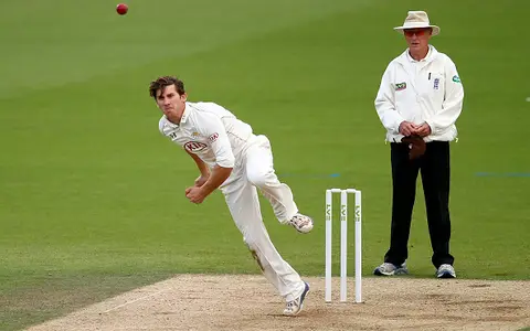 Zafar Ansari of Surrey bowls-GettyImages-486158228