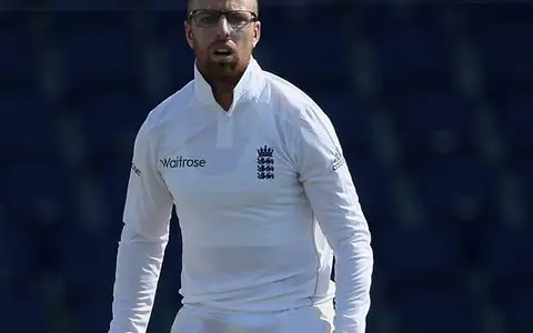 Jack Leach of England Lions