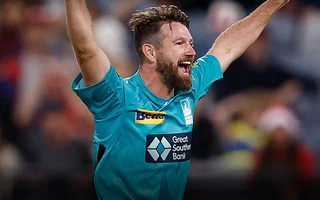 Michael Neser signs two-year deal to remain with Brisbane Heat until BBL 2027-28