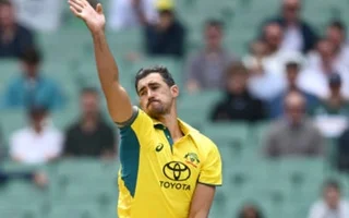 Top 3 bowling spells of Mitchell Starc in T20I cricket