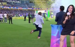 Watch: Sunil Gavaskar dances like kid in jubilation to celebrate India's Champions Trophy 2025 triumph