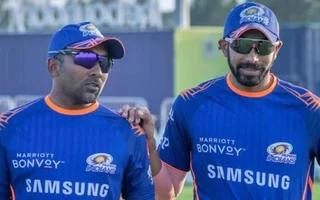 Mahela Jayawardene and Jasprit Bumarh. (Source:Mumbai Indians)