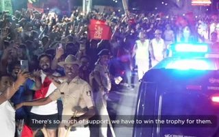RCB Fans outside Chinnaswamy Stadium