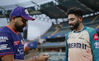 Rohit-Sharma-and-Mohammed-Siraj