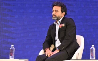 Arun-Dhumal