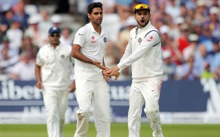 'His passion rubbed off on everyone' - Bhuvneshwar Kumar sheds light on Virat Kohli's Test retirement
