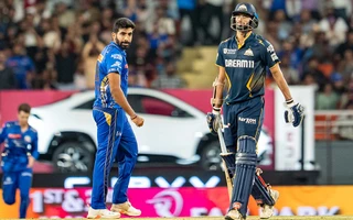 Jasprit-Bumrah-and-Washington-Sundar