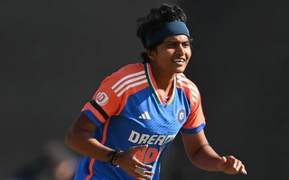 ENG-W vs IND-W 2025,  First T20I: Shree Charani