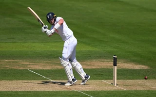 Stats: Jamie Smith takes fewest balls to 1000 Test runs among wicketkeeper-batters