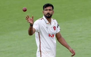 Khaleel Ahmed returns home as he cuts short his Essex stint due to personal reasons