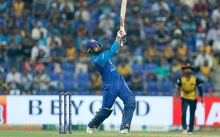 6, 6, 6, 6, 6 - Mohammad Nabi unleashes beast mode in do-or-die Asia Cup match