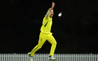 IND A vs AUS A 2025: Australian fast bowler Henry Thornton hospitalized after suspecting food poisoning