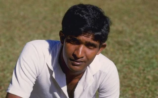 Former Sri Lankan cricketer Jayananda Warnaweera passes away