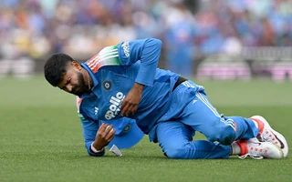 Shreyas Iyer Injury during 3rd ODI vs Australia