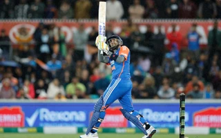 Stats: Suryakumar Yadav joins Rohit Sharma, becomes second Indian to hit 150 sixes in T20Is