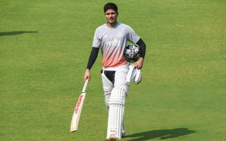 Shubman Gill during a practice session ahead of first Test against South Africa in Kolkata
