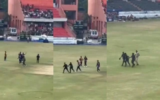 SMAT 2025: Pitch invader snaps selfie with Hardik Pandya during match