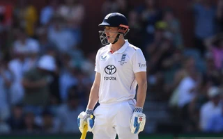 Ashes 2025-26: ‘He’s selling himself short’ - Ponting criticises Brook’s struggles on Australian soil