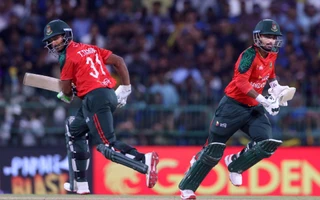 Tanzid Hasan Tamim [L] and Litton Das [R]