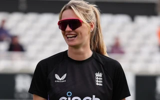 Lauren Bell returns to Sydney Thunder for Women's Big Bash League 2026