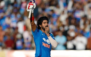 The stability that KL Rahul provides to the middle order is extremely important: Ravi Shastri