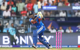 Does Suryakumar Yadav perform better at No. 3 or No. 4 in T20Is?