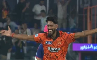 IPL 2026: Video of the Day: Praful Hinge strikes thrice in first over, sends Suryavanshi, Jurel, Pretorius for ducks