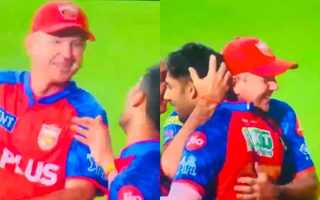 IPL 2026: Ricky Ponting tries to playfully slaps Shashank Singh after dropped catches vs LSG