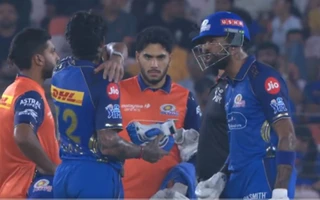 IPL 2026: Hardik Pandya’s animated chat with Tilak Varma sparks aggressive turnover