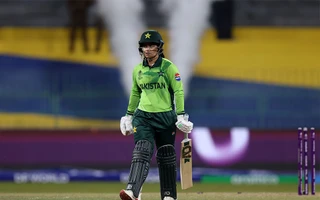 Pakistan skipper Fatima Sana smashes fastest fifty in women’s T20Is against Zimbabwe